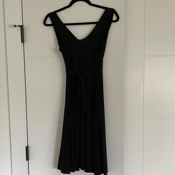 Black Stretchy Dress Size 8 - Picture 2 of 2